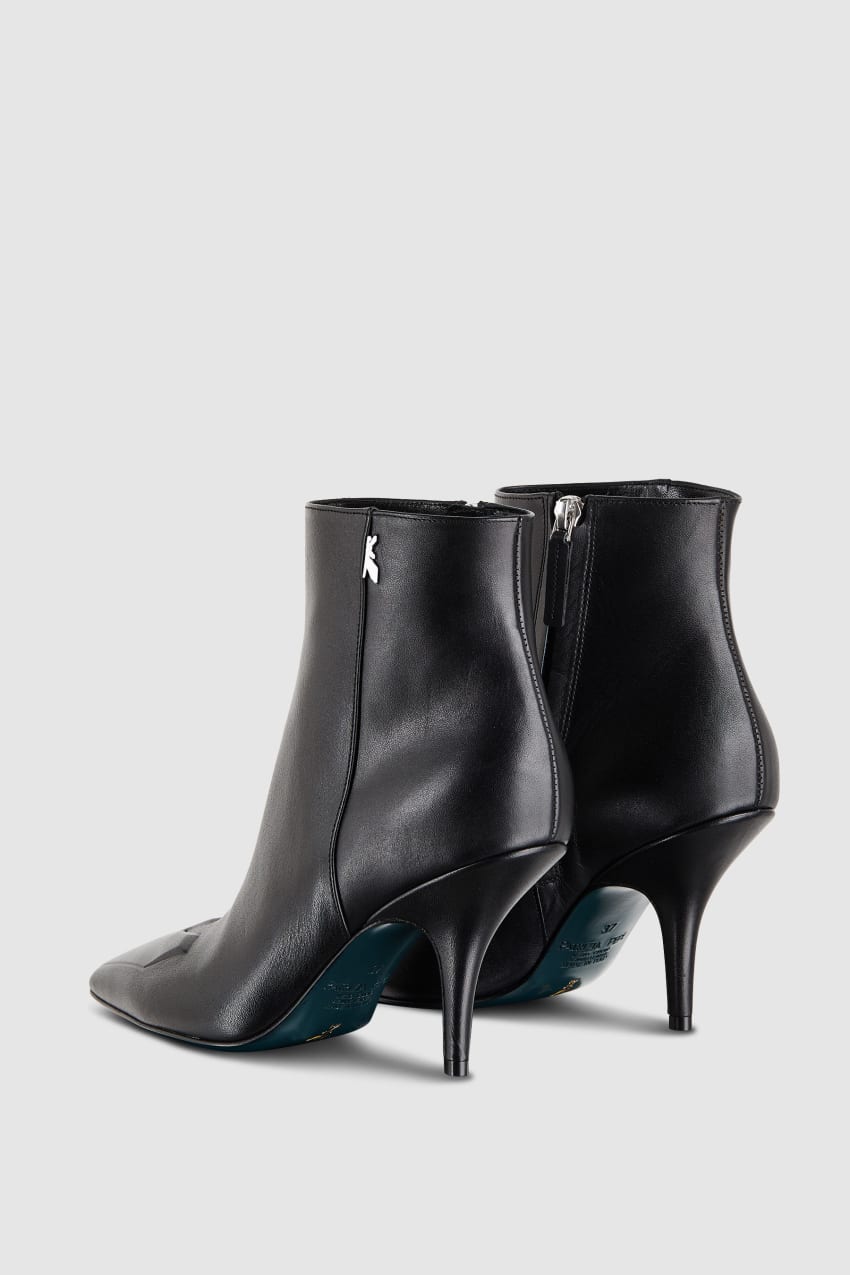 Patrizia Pepe Heeled Leather Ankle Boots Czarne | 4537BCRSJ