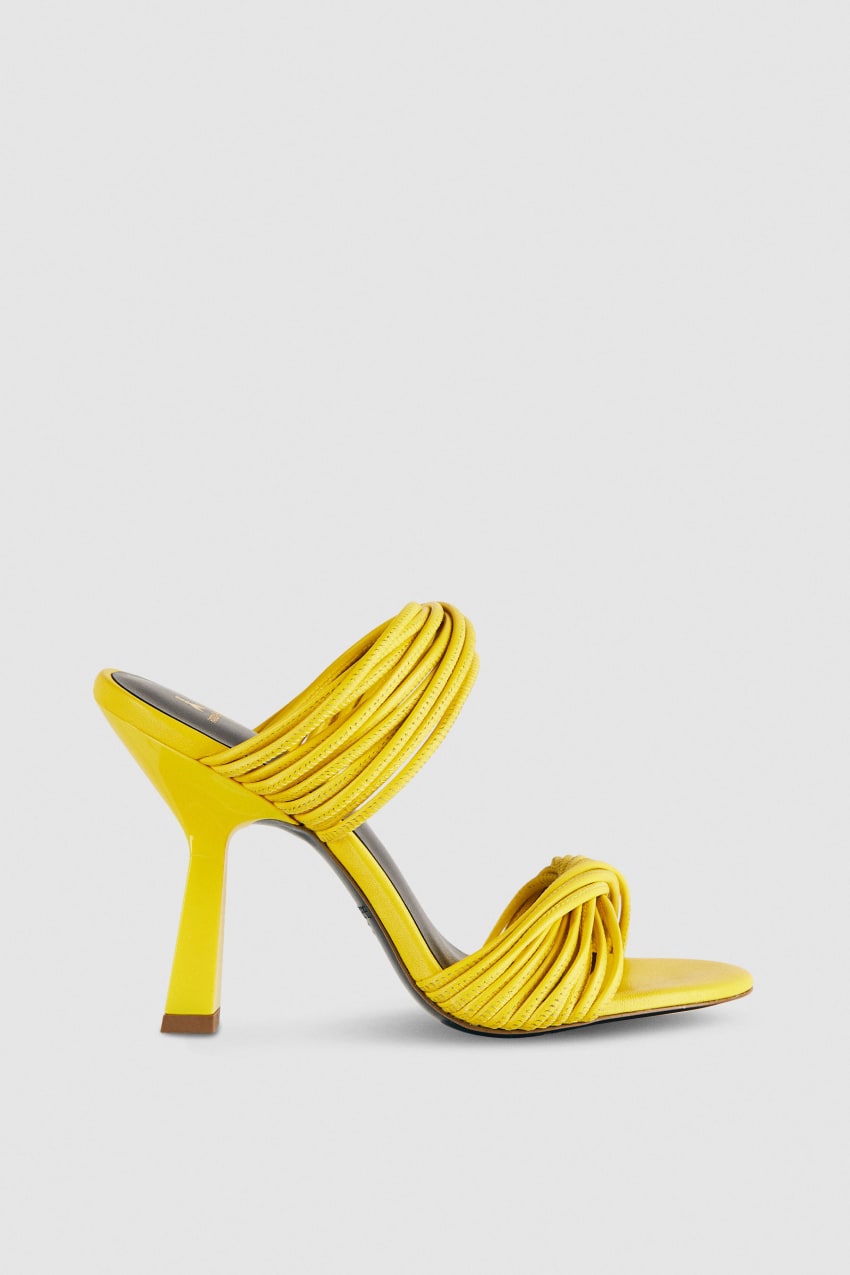 Patrizia Pepe Heeled Sandal In Smooth Leather With Gold-colored Mini Logo Żółte | 1728NAOFB