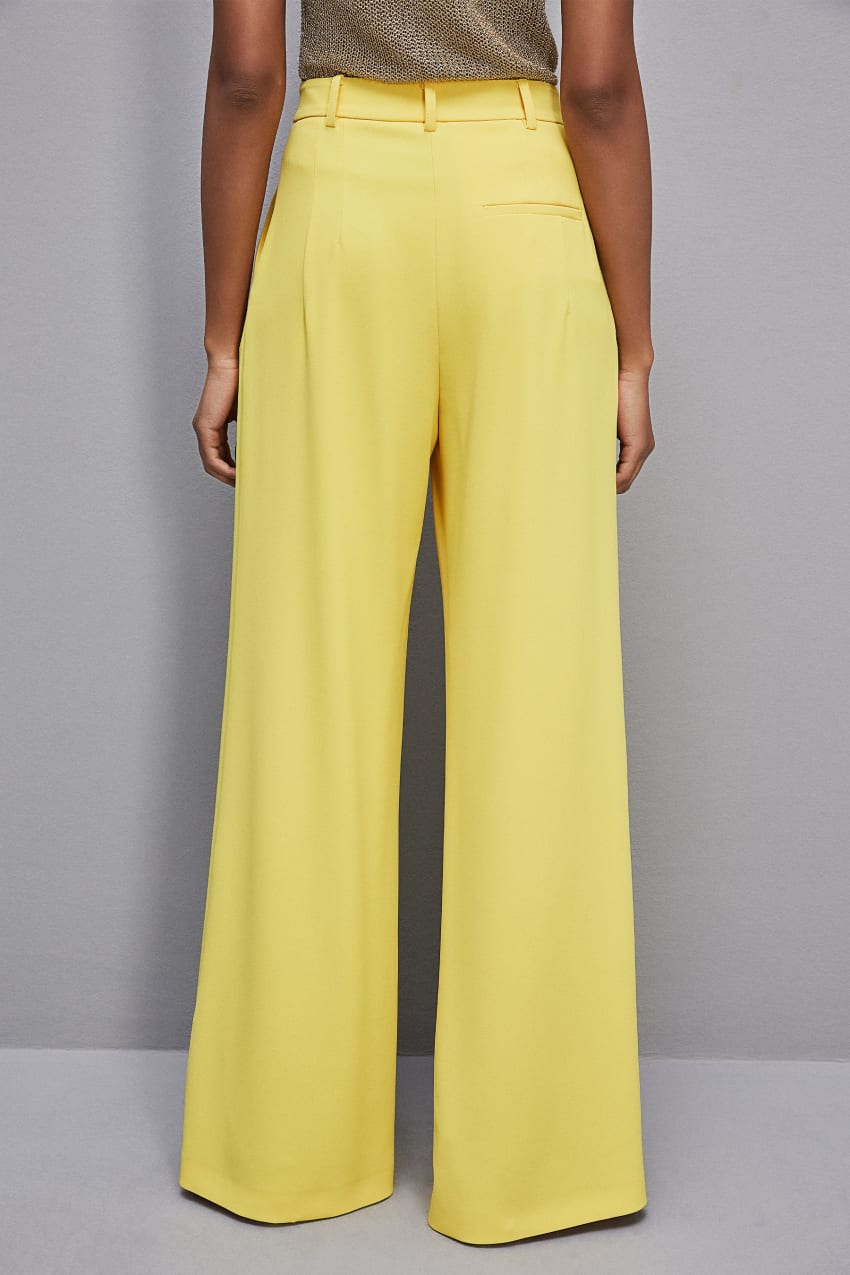 Patrizia Pepe Pleated Pants In Fluid Twill Żółte | 6820BVRUG